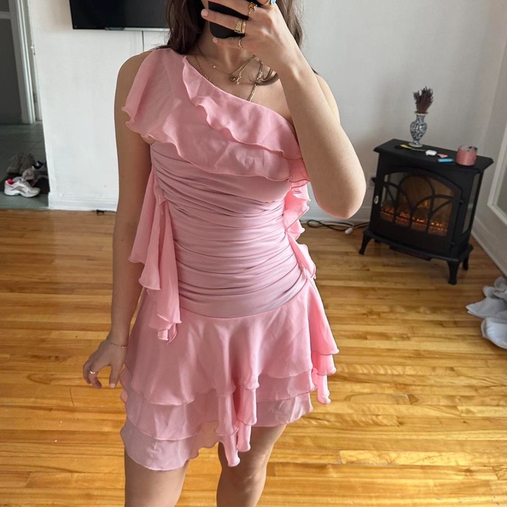 Elegant Pink Ruffled One-Shoulder Dress